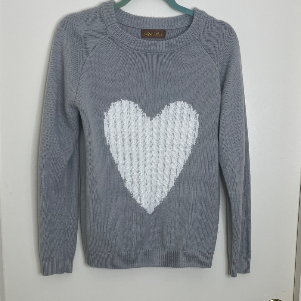 Chic Gray Heart Sweater